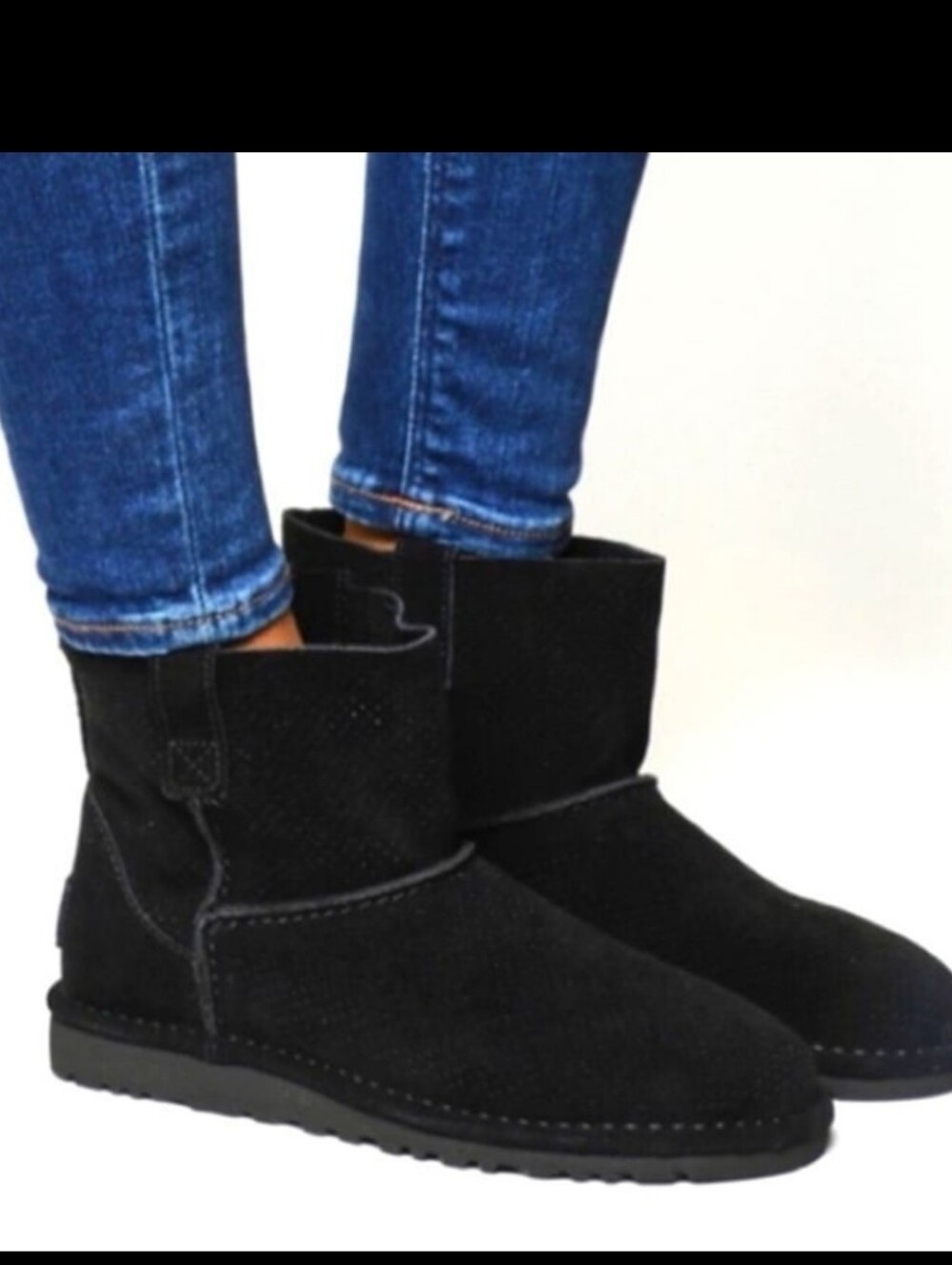 UGG Classic Unlined Mini Perf Ankle Boots Womens Size 8 EUR 39 Black Leather
